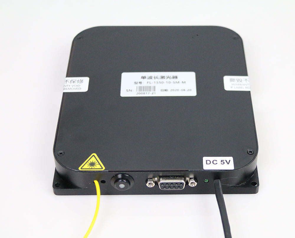 200mW SM 파이버 레이저 소스 at 1570nm 1MHz Linewidth DFB Laser Diode FL-1570-200-SM 모듈 유형